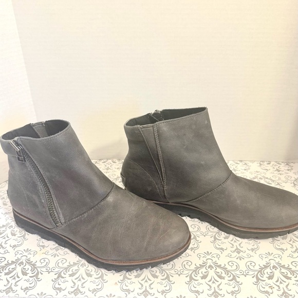 Sorel Harlow Waterproof Chelsea Zip Up Ankle
Boots Size 7.5 - Picture 5 of 10